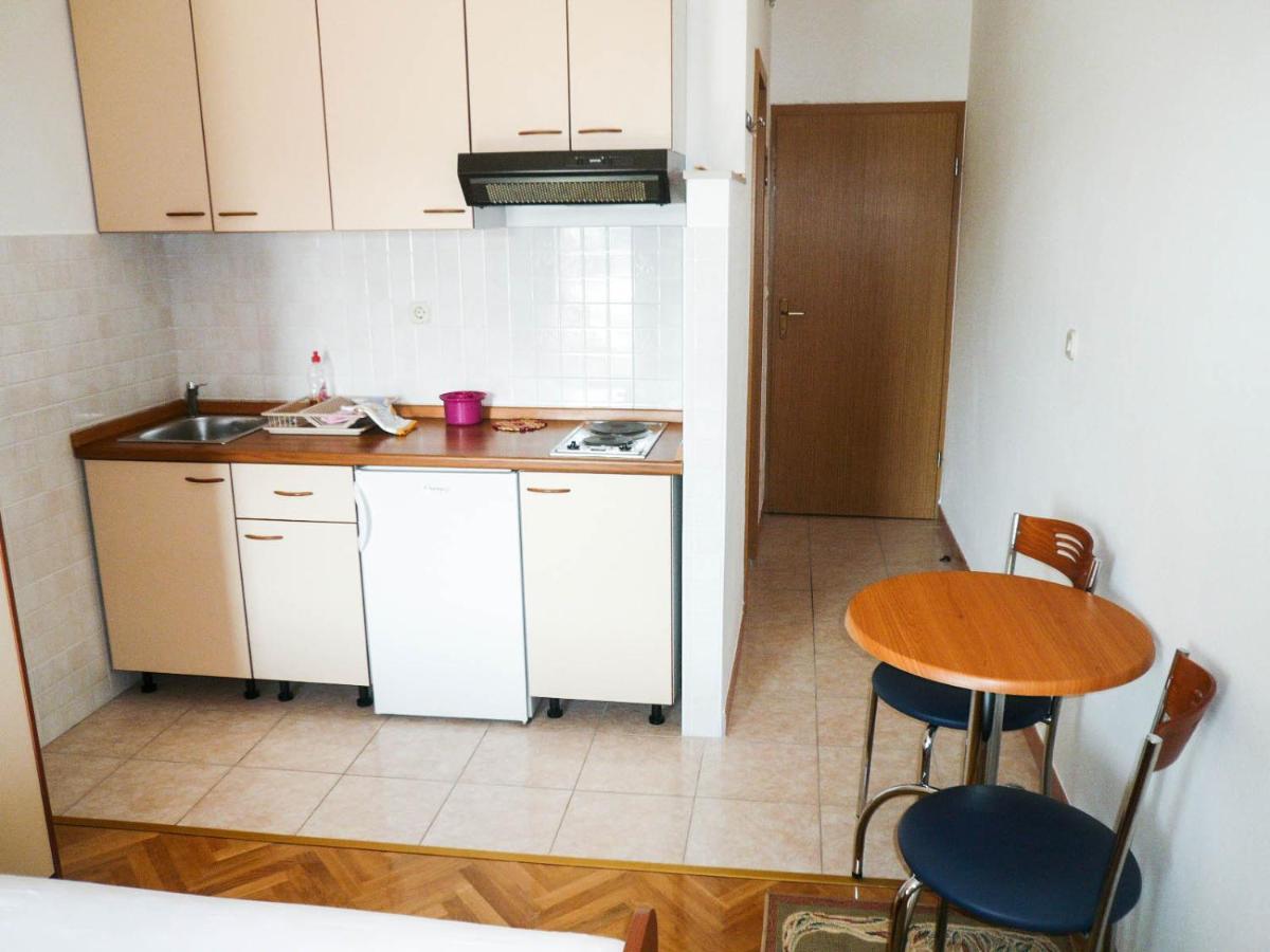 Apartments Saric Makarska Exterior photo